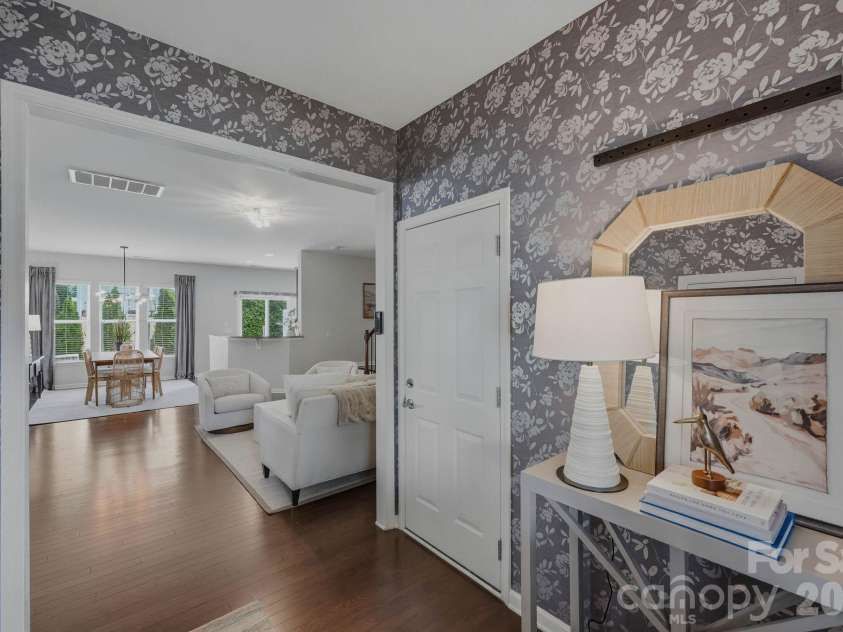 2403 Diplomat Lane, Charlotte, NC 28210.  MLS# CAR4387067, YatesRealty ID 2005. 