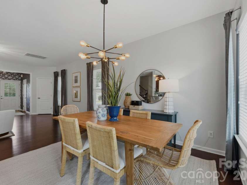 2403 Diplomat Lane, Charlotte, NC 28210.  MLS# CAR4387067, YatesRealty ID 2005. 