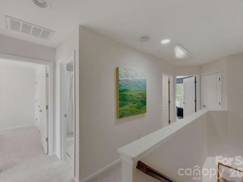 2403 Diplomat Lane, Charlotte, NC 28210.  MLS# CAR4387067, YatesRealty ID 2005. 