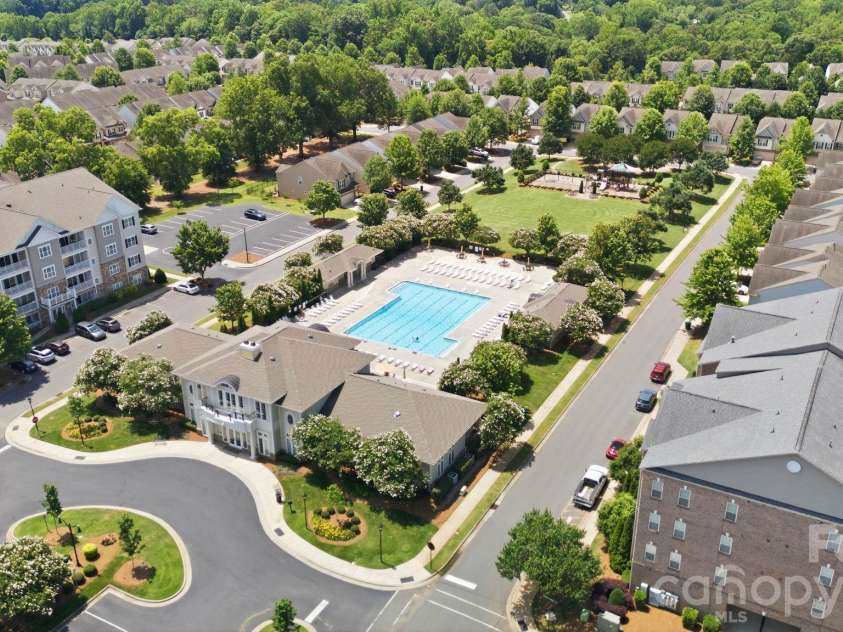 2403 Diplomat Lane, Charlotte, NC 28210.  MLS# CAR4387067, YatesRealty ID 2005. 