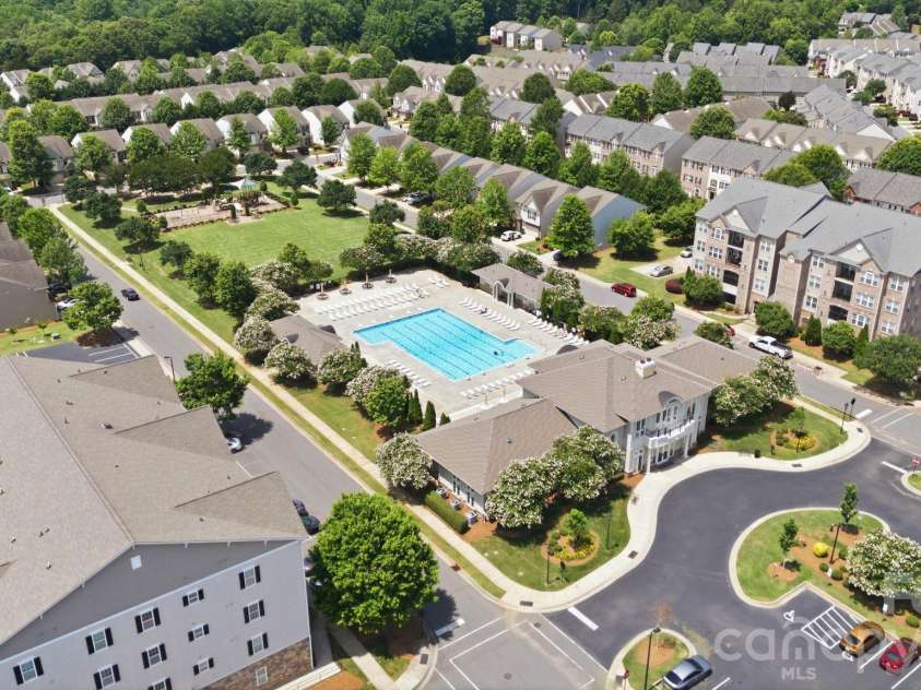 2403 Diplomat Lane, Charlotte, NC 28210.  MLS# CAR4387067, YatesRealty ID 2005. 