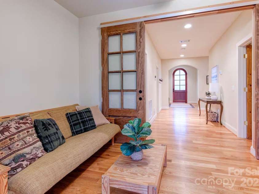 376 Grandview Drive, Lake Lure, NC 28746.  MLS# CAR4286167, YatesRealty ID 2005. 