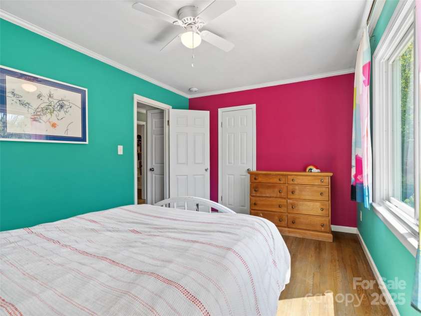 234 Monte Vista Road, Candler, NC 28715.  MLS# CAR4228633, YatesRealty ID 20050. 