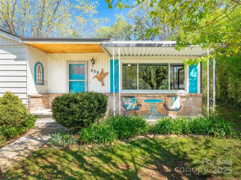234 Monte Vista Road, Candler, NC 28715.  MLS# CAR4228633, YatesRealty ID 20050. Front Porch Dreaming!