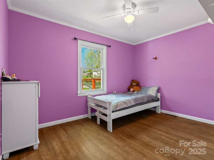 234 Monte Vista Road, Candler, NC 28715.  MLS# CAR4228633, YatesRealty ID 20050. Second bedroom