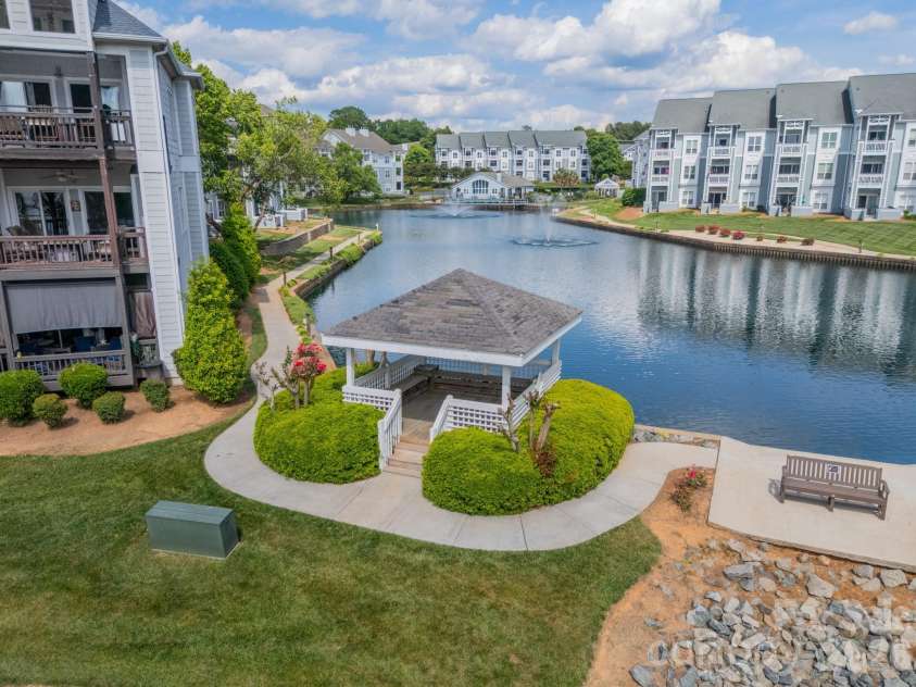 18736 Nautical Drive, Cornelius, NC 28031.  MLS# CAR4371248, YatesRealty ID 20051. 