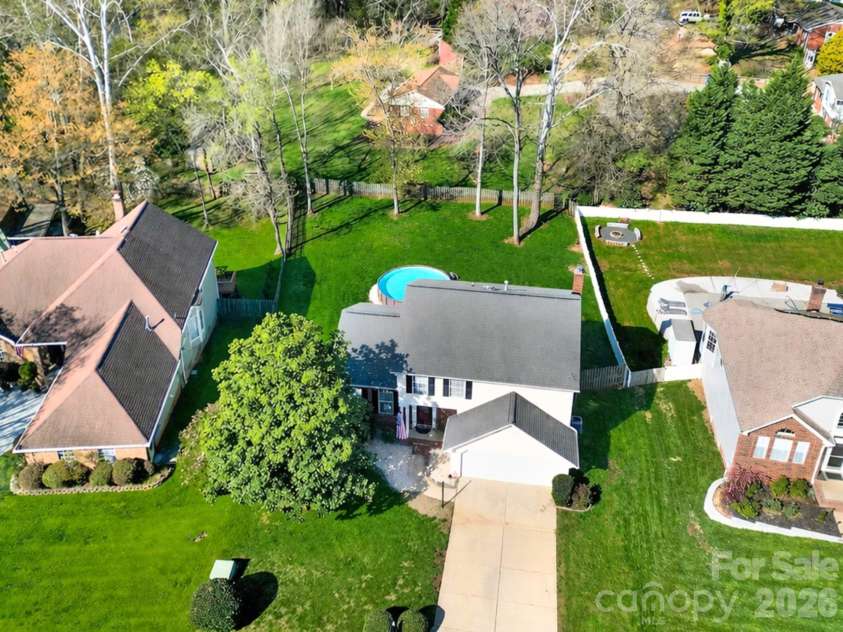 263 Fox Hollow Road, Mooresville, NC 28117.  MLS# CAR4360357, YatesRealty ID 20052. Welcome Home!