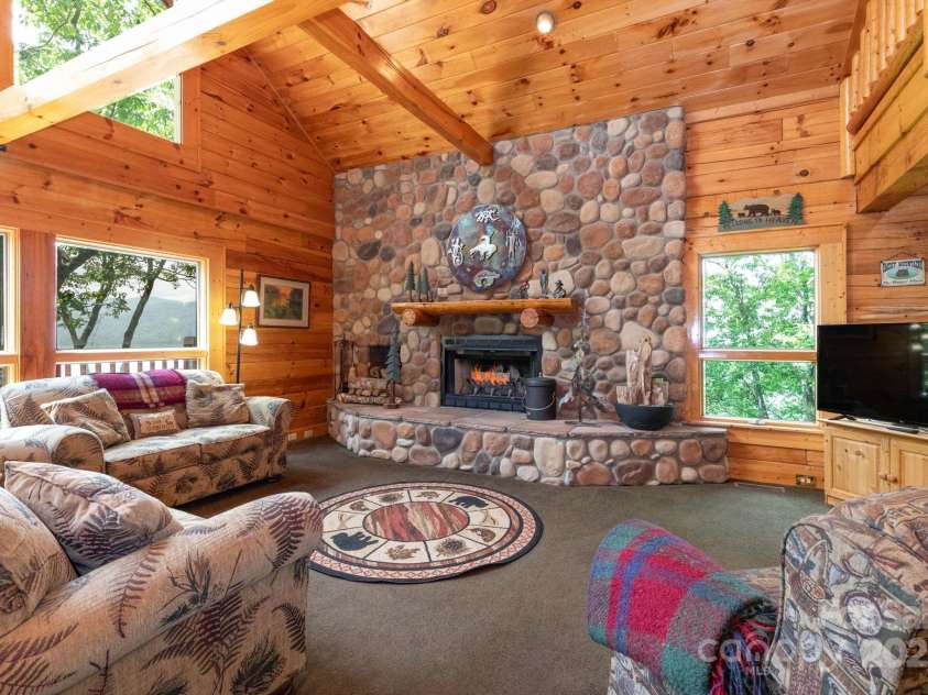 321 Tsalagi Trail, Maggie Valley, NC 28751.  MLS# CAR4267859, YatesRealty ID 20052. 