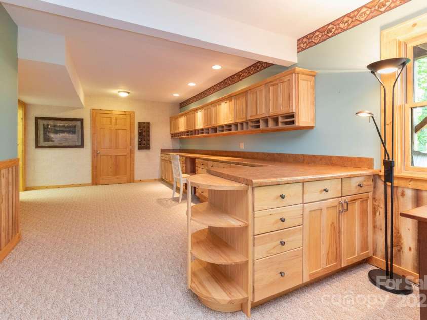 321 Tsalagi Trail, Maggie Valley, NC 28751.  MLS# CAR4267859, YatesRealty ID 20052. 