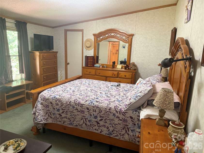 39 Lisa Court, Otto, NC 28763.  MLS# CAR4379777, YatesRealty ID 20053. 