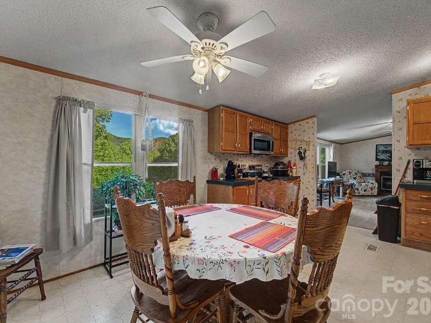 39 Lisa Court, Otto, NC 28763.  MLS# CAR4379777, YatesRealty ID 20053. 