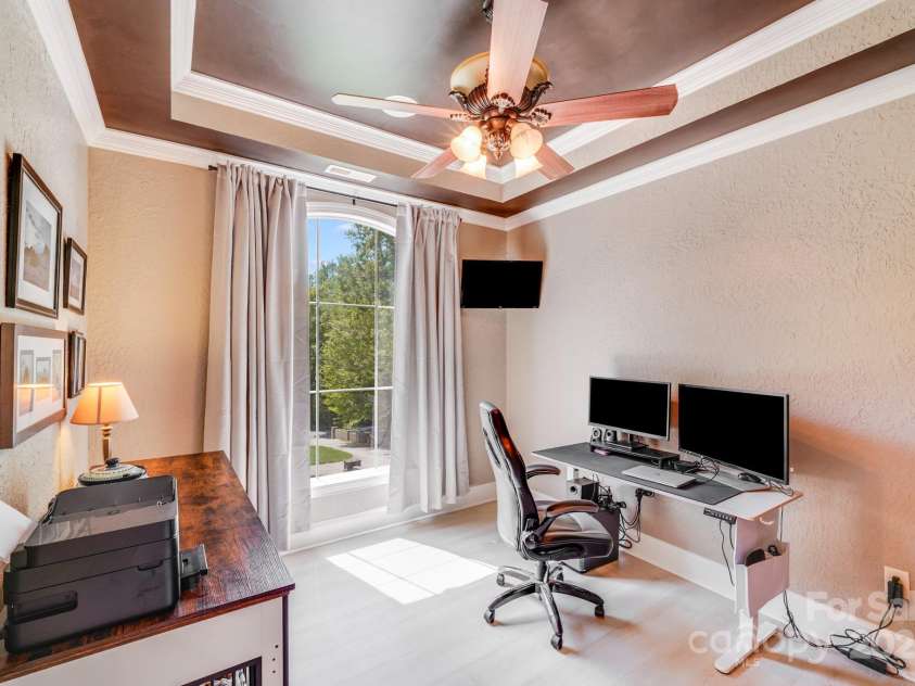 4071 King Wilkinson Road, Lincolnton, NC 28092.  MLS# CAR4241199, YatesRealty ID 20053. 