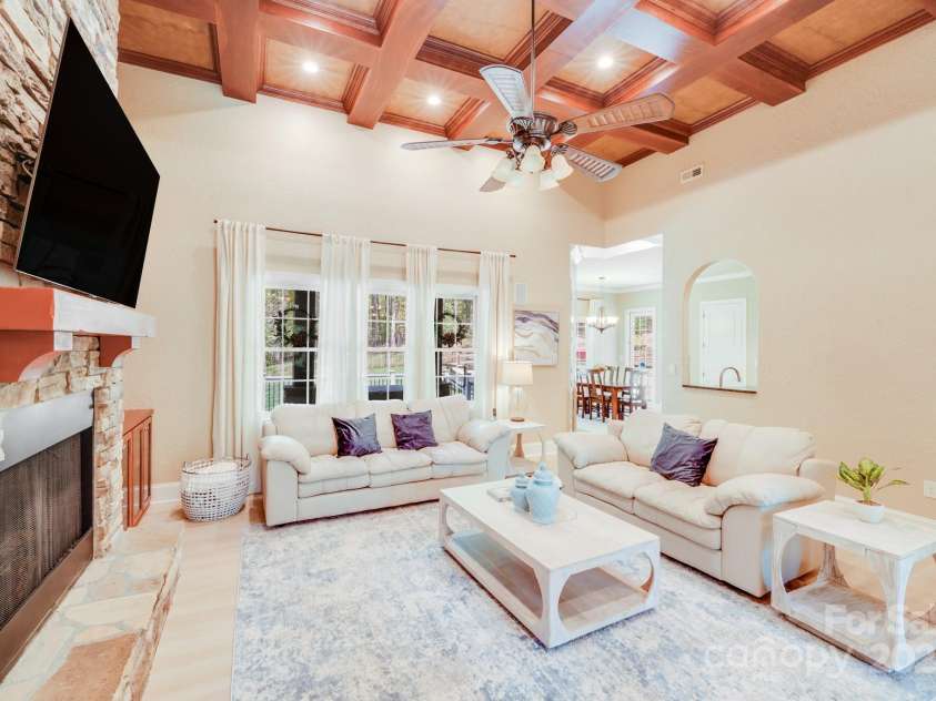 4071 King Wilkinson Road, Lincolnton, NC 28092.  MLS# CAR4241199, YatesRealty ID 20053. 