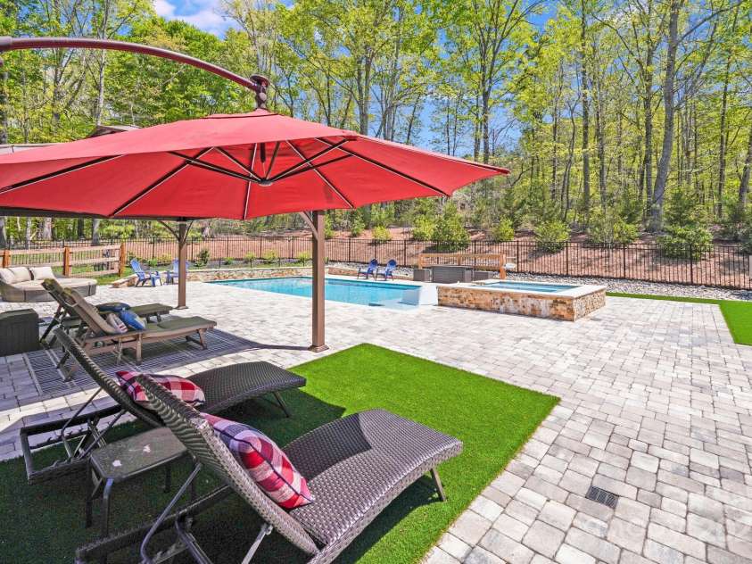 4071 King Wilkinson Road, Lincolnton, NC 28092.  MLS# CAR4241199, YatesRealty ID 20053. 