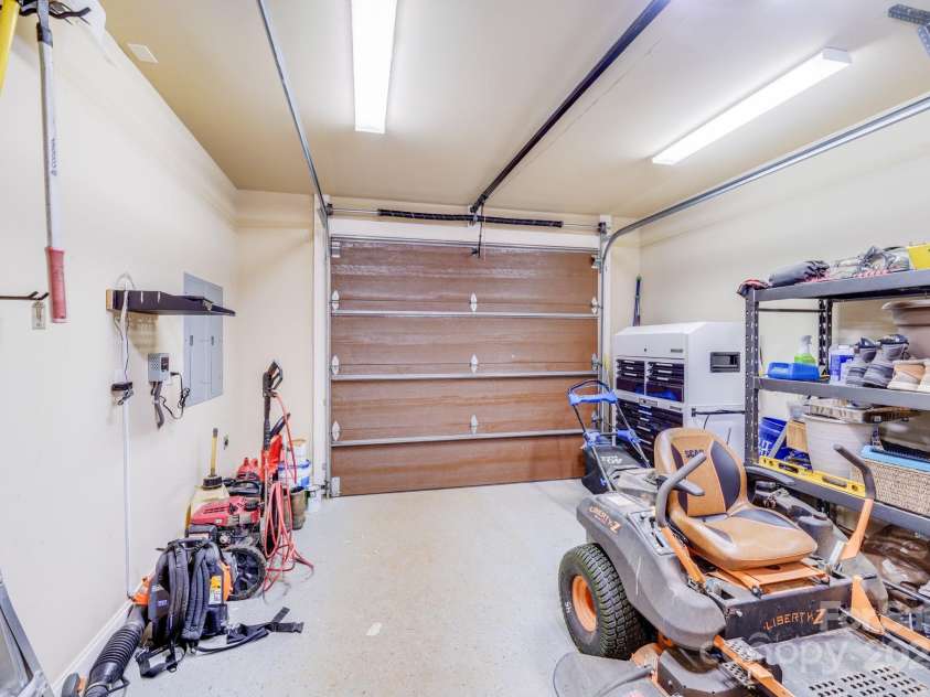 4071 King Wilkinson Road, Lincolnton, NC 28092.  MLS# CAR4241199, YatesRealty ID 20053. Utility garage