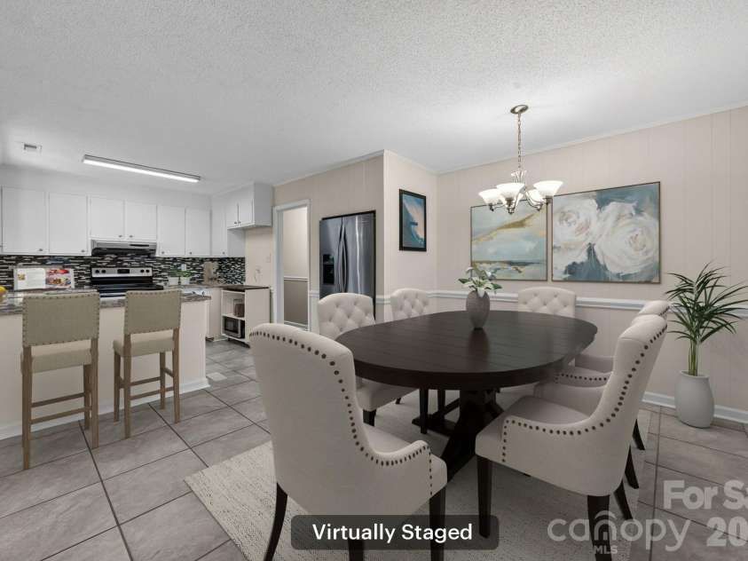 2713 Kilborne Drive, Charlotte, NC 28205.  MLS# CAR4376113, YatesRealty ID 20054. 