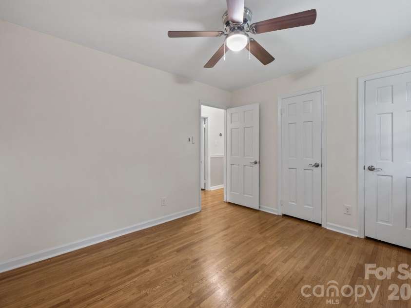 2713 Kilborne Drive, Charlotte, NC 28205.  MLS# CAR4376113, YatesRealty ID 20054. 