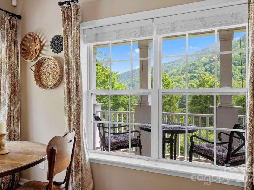 491 Paint Fork Road, Barnardsville, NC 28709.  MLS# CAR4268189, YatesRealty ID 20056. 