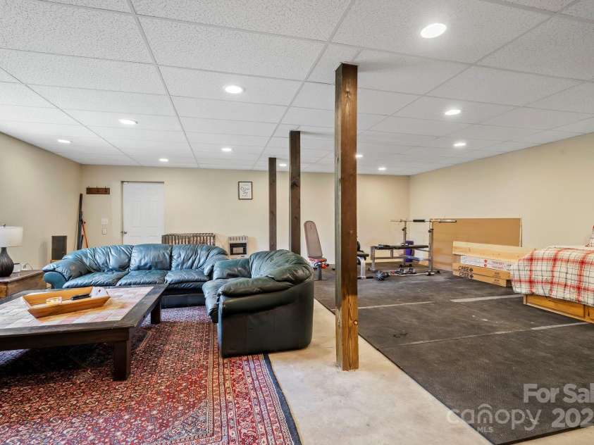 491 Paint Fork Road, Barnardsville, NC 28709.  MLS# CAR4268189, YatesRealty ID 20056. 