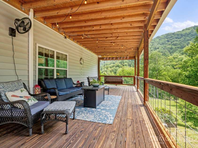 491 Paint Fork Road, Barnardsville, NC 28709.  MLS# CAR4268189, YatesRealty ID 20056. 