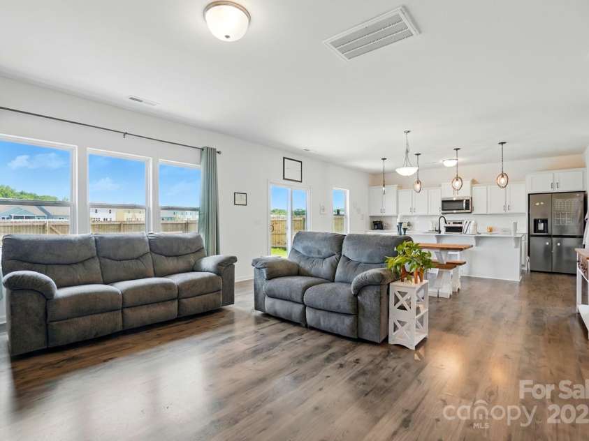 133 Aspire Circle, Wingate, NC 28174.  MLS# CAR4267048, YatesRealty ID 20057. Lots of light and space