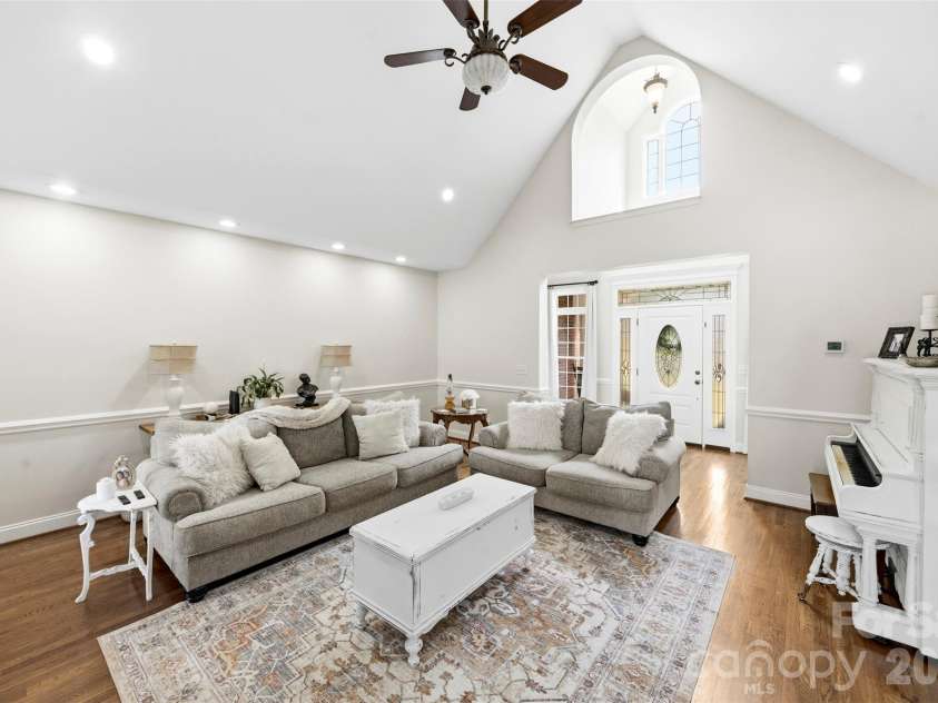 220 Landry Drive, Kings Mountain, NC 28086.  MLS# CAR4378750, YatesRealty ID 20057. 