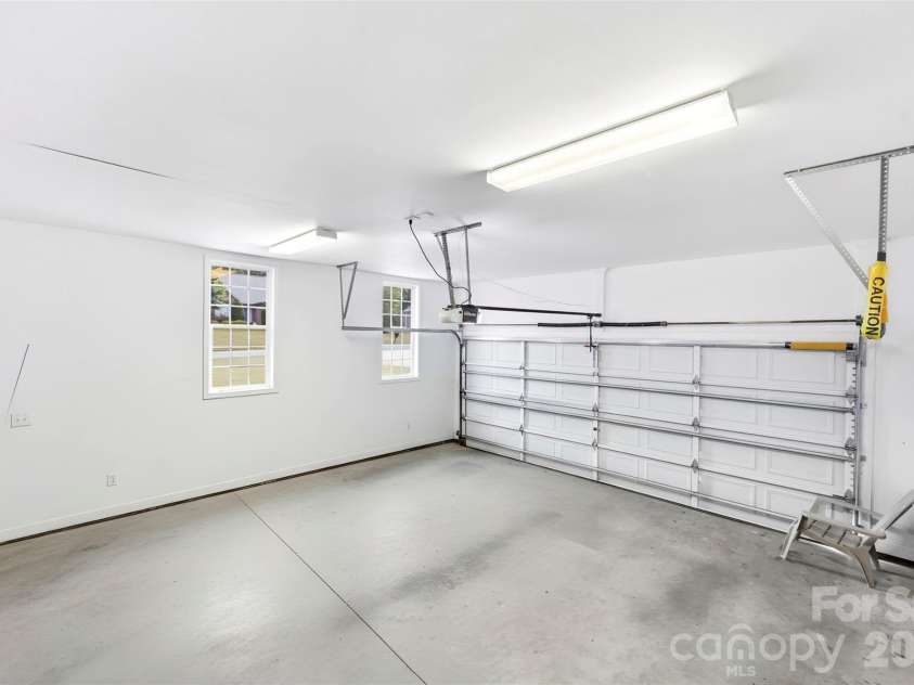 220 Landry Drive, Kings Mountain, NC 28086.  MLS# CAR4378750, YatesRealty ID 20057. 