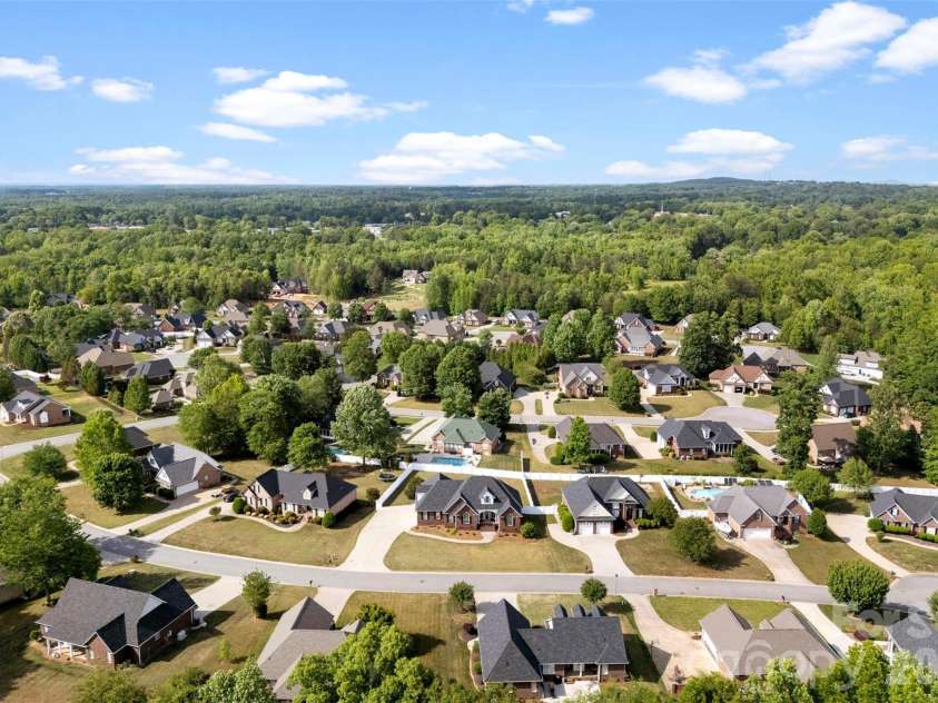 220 Landry Drive, Kings Mountain, NC 28086.  MLS# CAR4378750, YatesRealty ID 20057. 