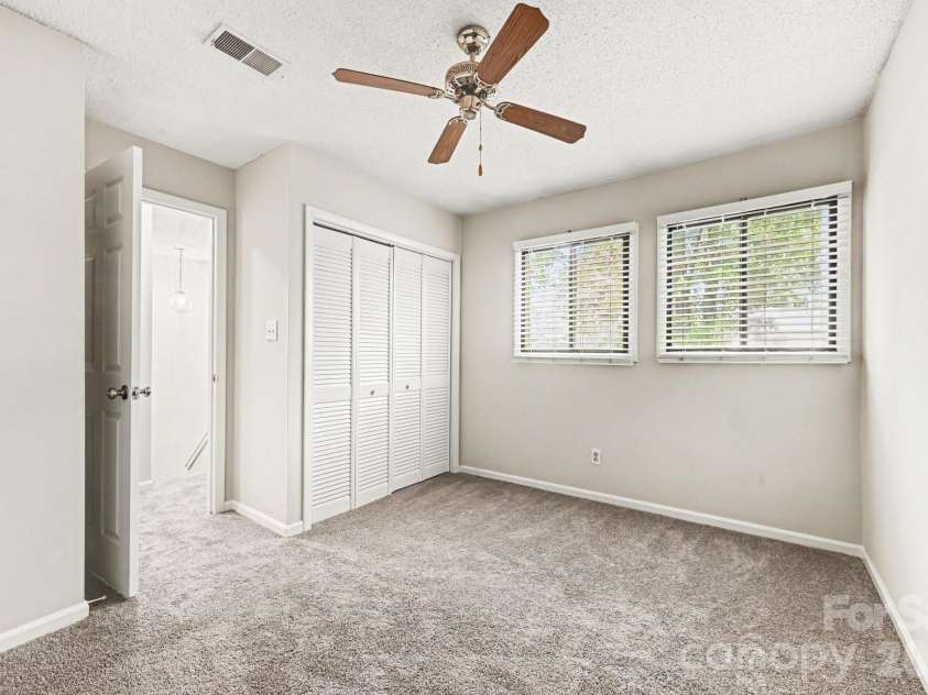 7900 Horse Chestnut Lane, Charlotte, NC 28277.  MLS# CAR4262991, YatesRealty ID 20058. 