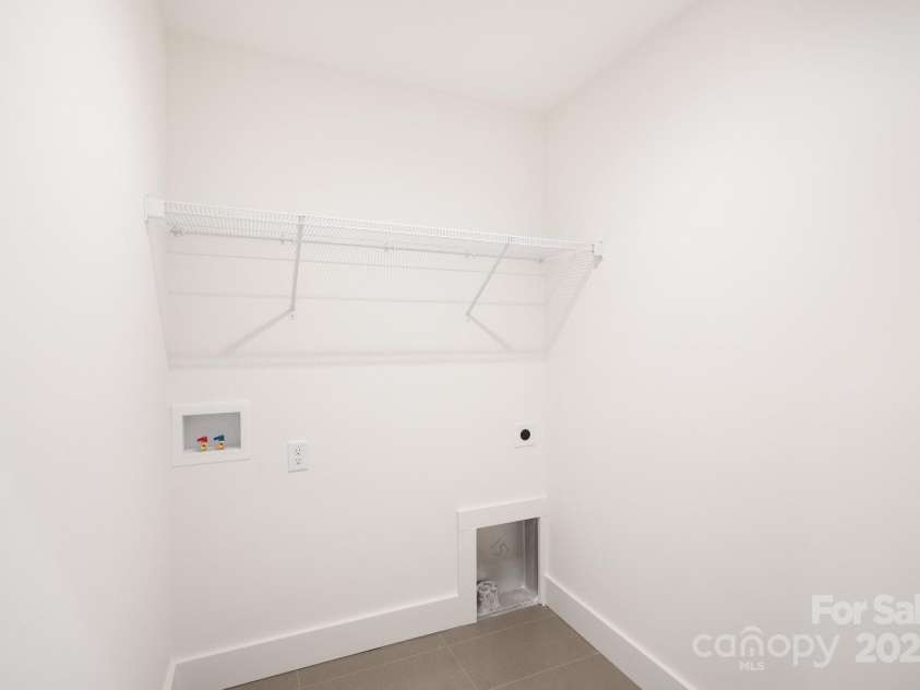 13 Orrinel Way, Asheville, NC 28806.  MLS# CAR4229136, YatesRealty ID 2006. Laundry Room On Main Level