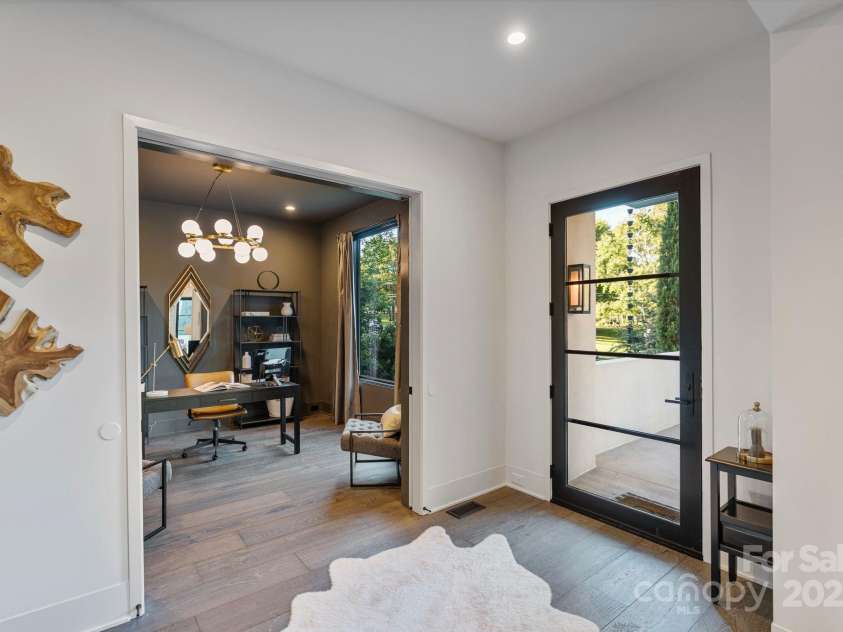 1516 Princeton Avenue, Charlotte, NC 28209.  MLS# CAR4303651, YatesRealty ID 2006. 