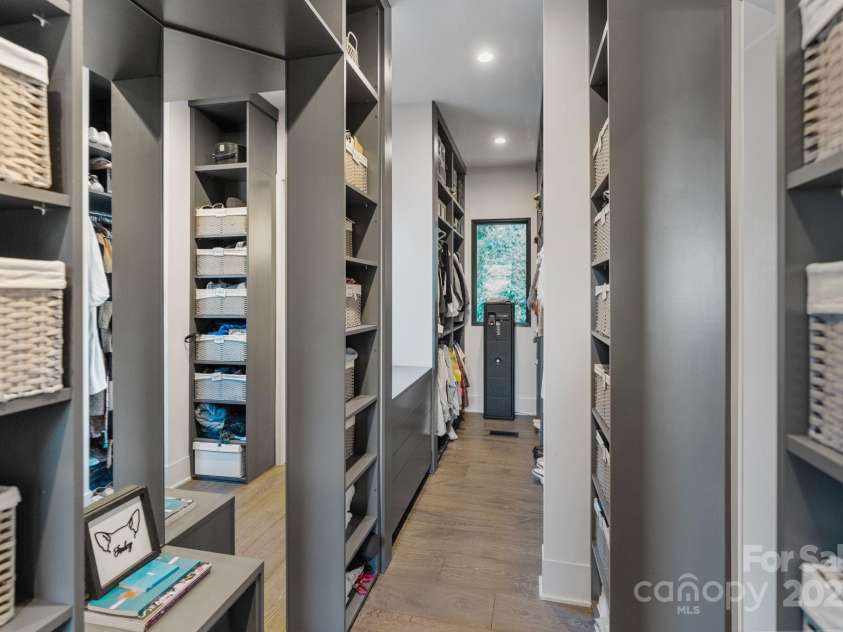 1516 Princeton Avenue, Charlotte, NC 28209.  MLS# CAR4303651, YatesRealty ID 2006. 