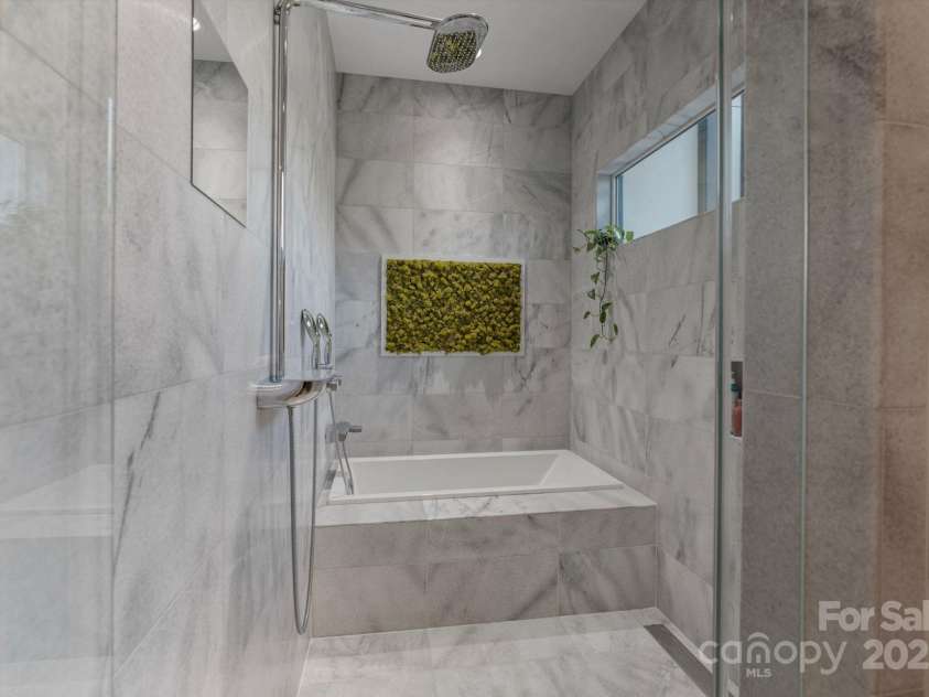 1516 Princeton Avenue, Charlotte, NC 28209.  MLS# CAR4303651, YatesRealty ID 2006. 