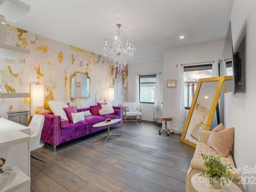 1516 Princeton Avenue, Charlotte, NC 28209.  MLS# CAR4303651, YatesRealty ID 2006. 