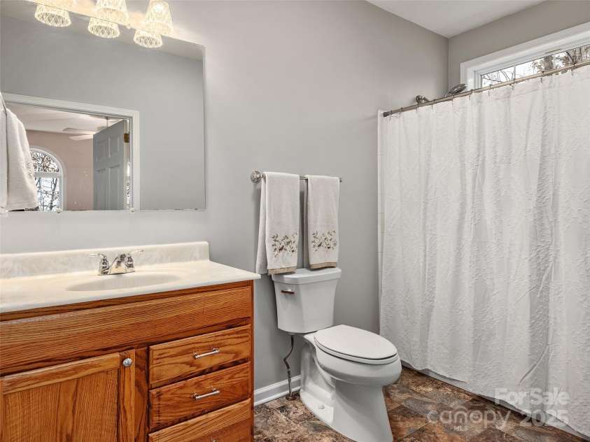 345 Ravenwood Lane, Horse Shoe, NC 28742.  MLS# CAR4185230, YatesRealty ID 20060. 