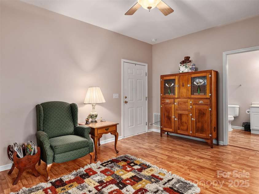 345 Ravenwood Lane, Horse Shoe, NC 28742.  MLS# CAR4185230, YatesRealty ID 20060. 