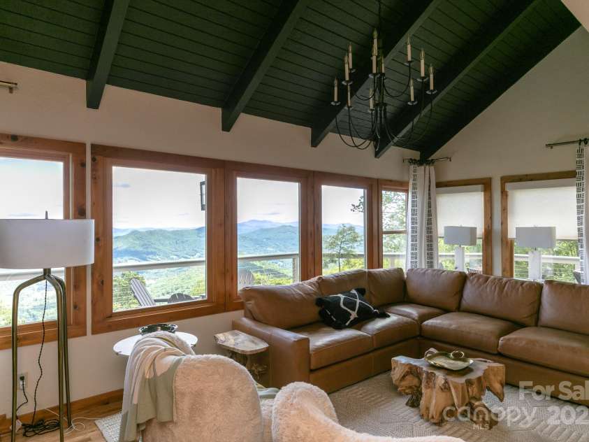 221 Ivy Ridge Road, Burnsville, NC 28714.  MLS# CAR4265320, YatesRealty ID 20062. 