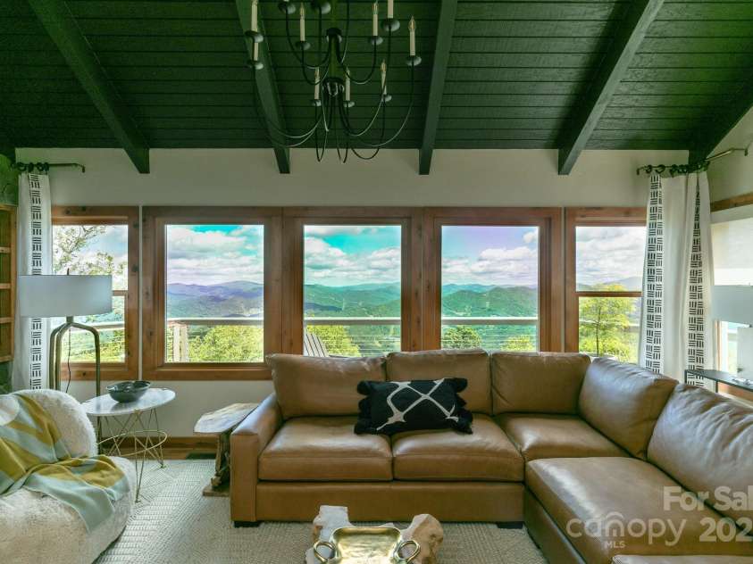 221 Ivy Ridge Road, Burnsville, NC 28714.  MLS# CAR4265320, YatesRealty ID 20062. 