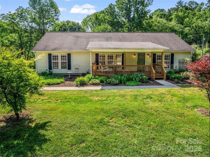2941 Nix Creek Road, Marion, NC 28752.  MLS# CAR4268269, YatesRealty ID 20063. 