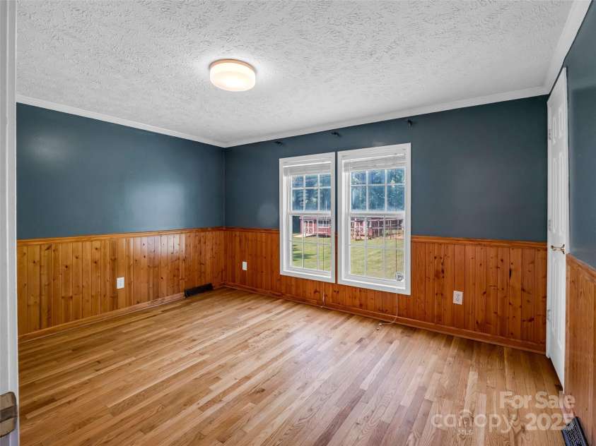 2941 Nix Creek Road, Marion, NC 28752.  MLS# CAR4268269, YatesRealty ID 20063. 