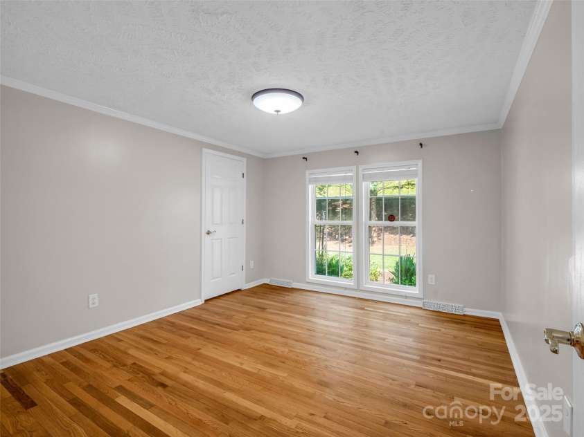 2941 Nix Creek Road, Marion, NC 28752.  MLS# CAR4268269, YatesRealty ID 20063. 