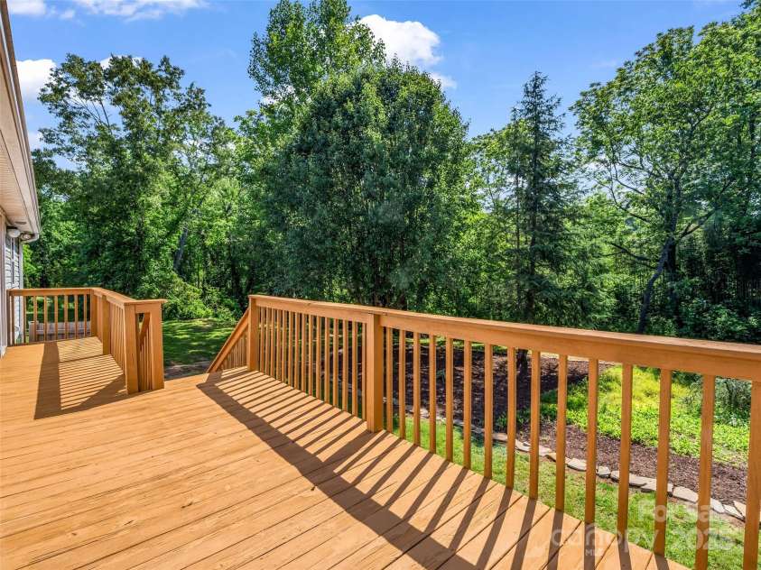 2941 Nix Creek Road, Marion, NC 28752.  MLS# CAR4268269, YatesRealty ID 20063. 