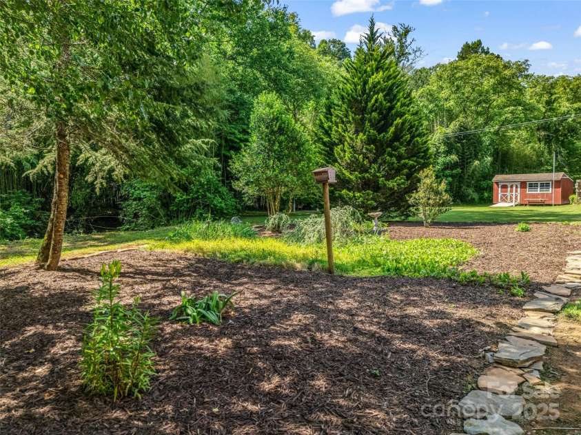 2941 Nix Creek Road, Marion, NC 28752.  MLS# CAR4268269, YatesRealty ID 20063. 