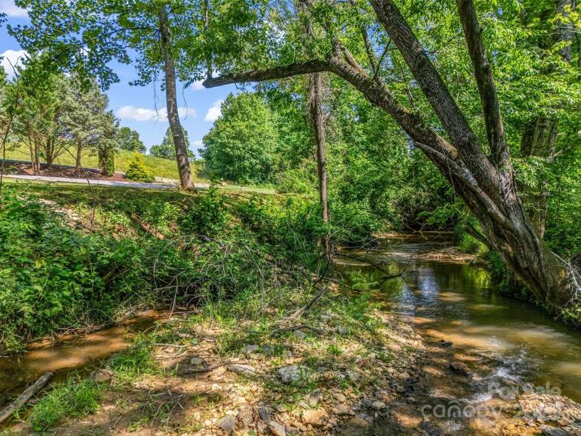 2941 Nix Creek Road, Marion, NC 28752.  MLS# CAR4268269, YatesRealty ID 20063. 