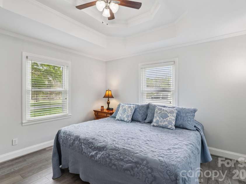 9202 Elgin Drive, Charlotte, NC 28214.  MLS# CAR4359753, YatesRealty ID 20064. Primary Bedroom 