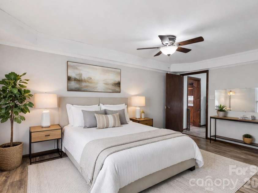 9202 Elgin Drive, Charlotte, NC 28214.  MLS# CAR4359753, YatesRealty ID 20064. Virtually Staged Secondary Bedroom 
