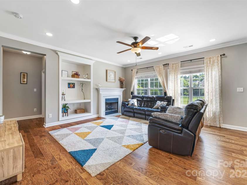 12312 Mcallister Park Drive, Charlotte, NC 28277.  MLS# CAR4267580, YatesRealty ID 20065. 