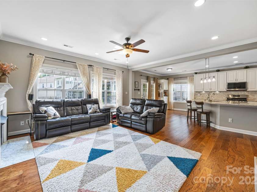 12312 Mcallister Park Drive, Charlotte, NC 28277.  MLS# CAR4267580, YatesRealty ID 20065. 