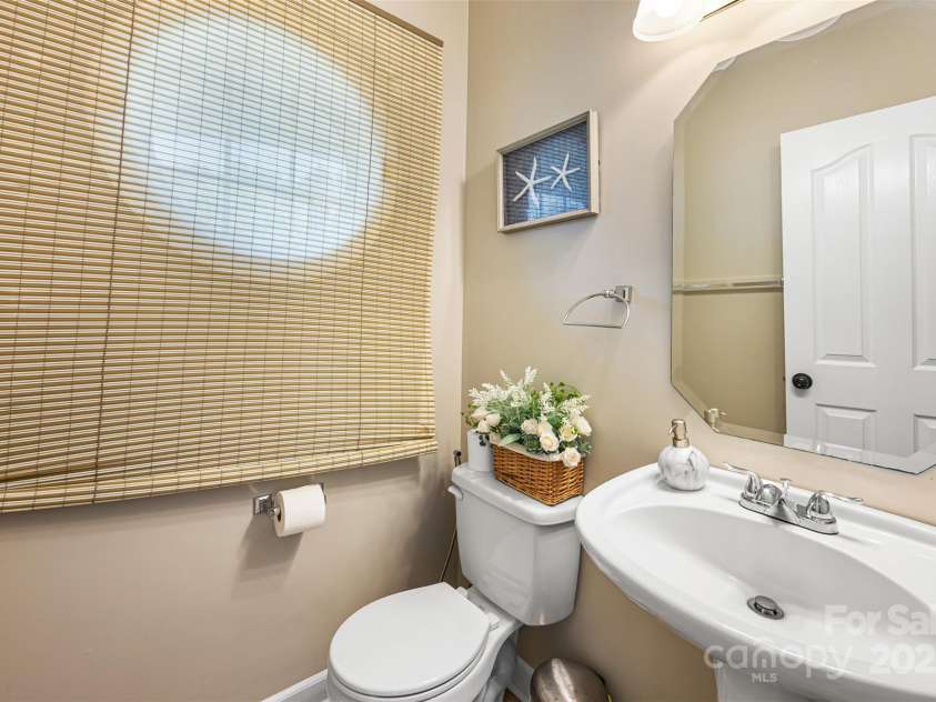 12312 Mcallister Park Drive, Charlotte, NC 28277.  MLS# CAR4267580, YatesRealty ID 20065. 