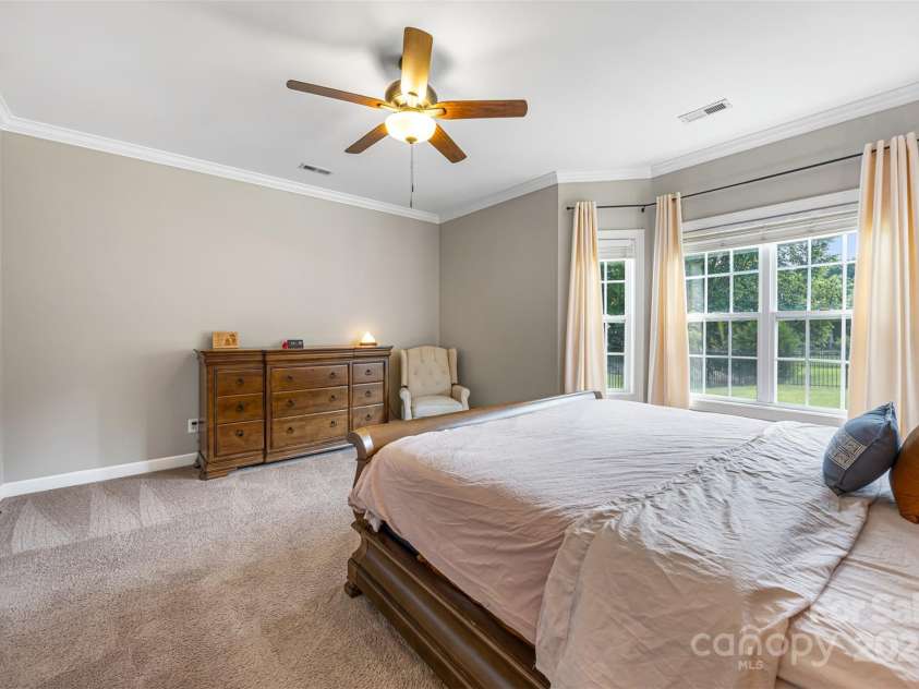 12312 Mcallister Park Drive, Charlotte, NC 28277.  MLS# CAR4267580, YatesRealty ID 20065. 